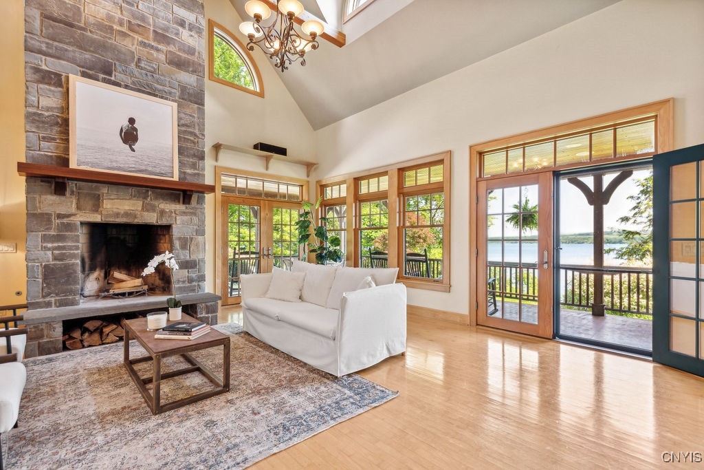 1782 Tamarack Trail