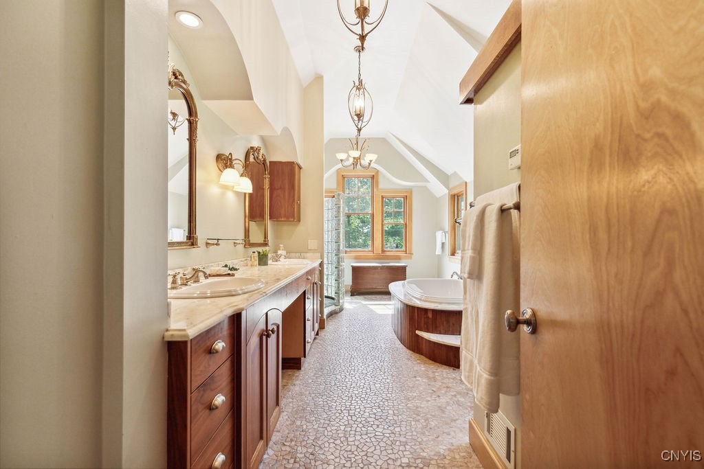 1782 Tamarack Trail