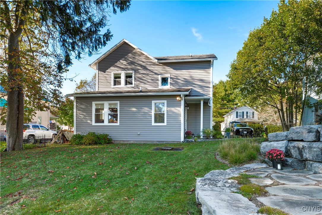 37 West Elizabeth Street