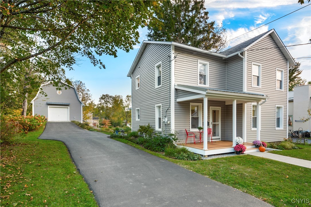 37 West Elizabeth Street