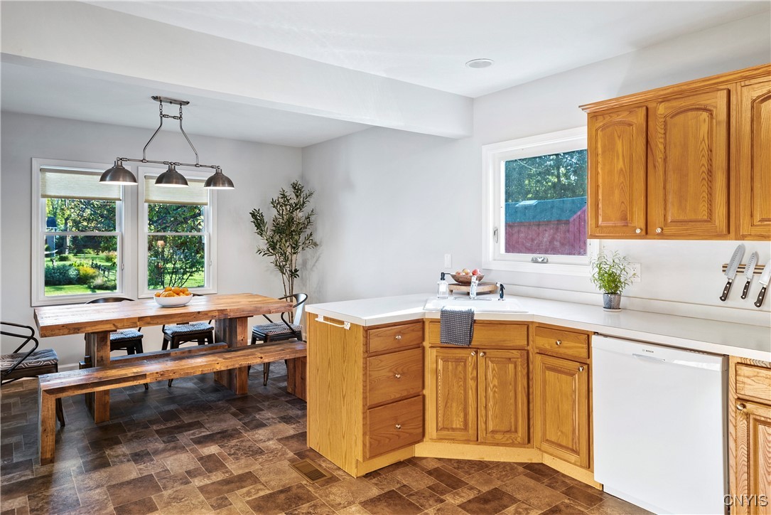 37 West Elizabeth Street