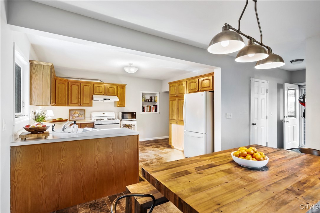 37 West Elizabeth Street