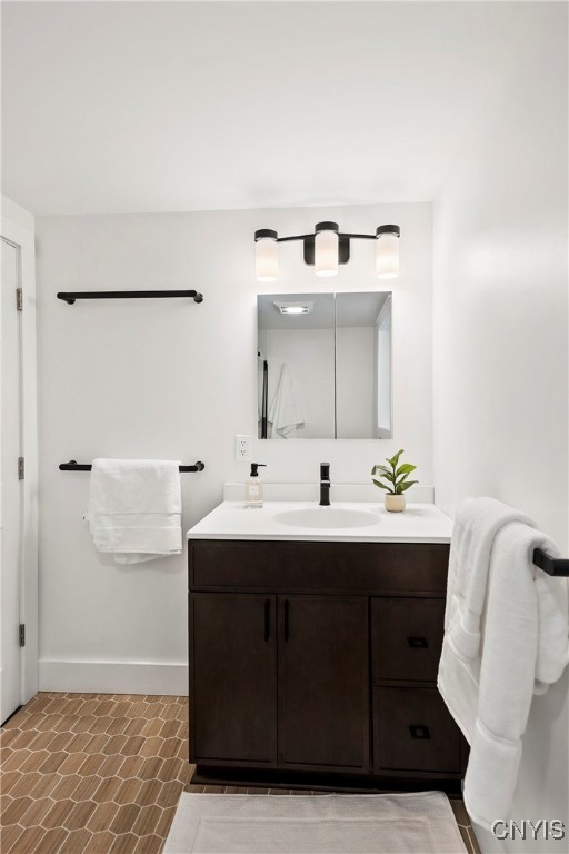 37 West Elizabeth Street