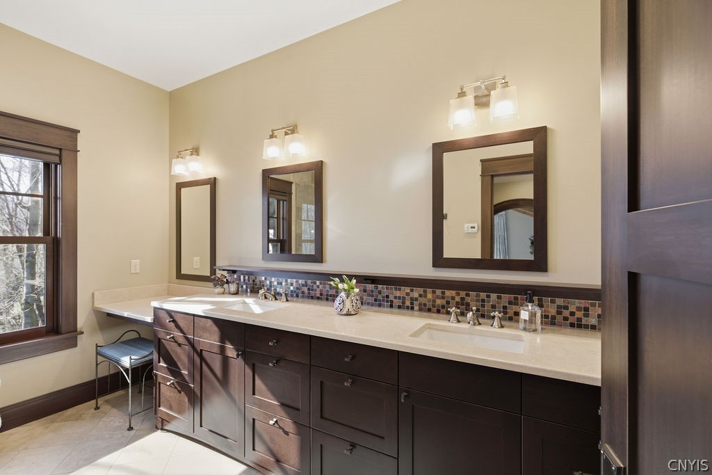 1760 Tamarack