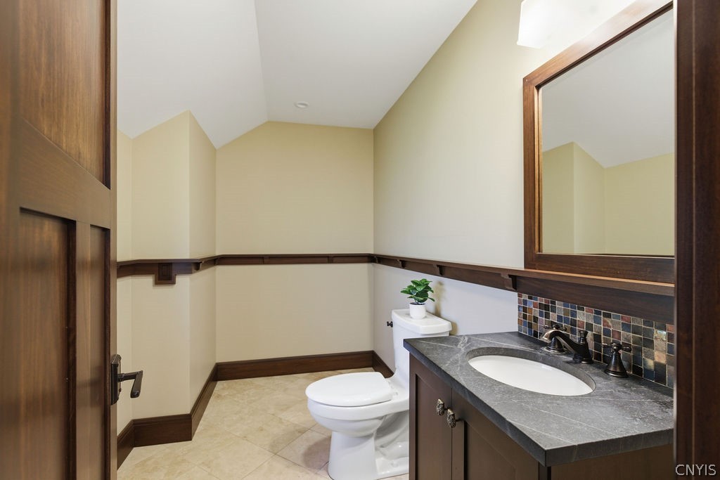 1760 Tamarack