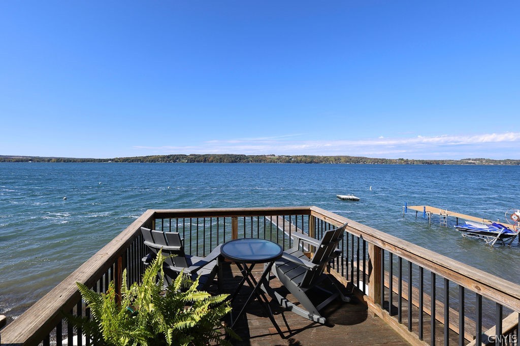 1741 Shady Bend Lane
