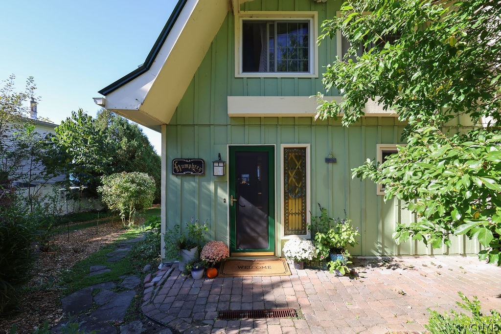 1741 Shady Bend Lane