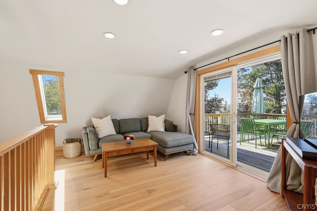 1741 Shady Bend Lane