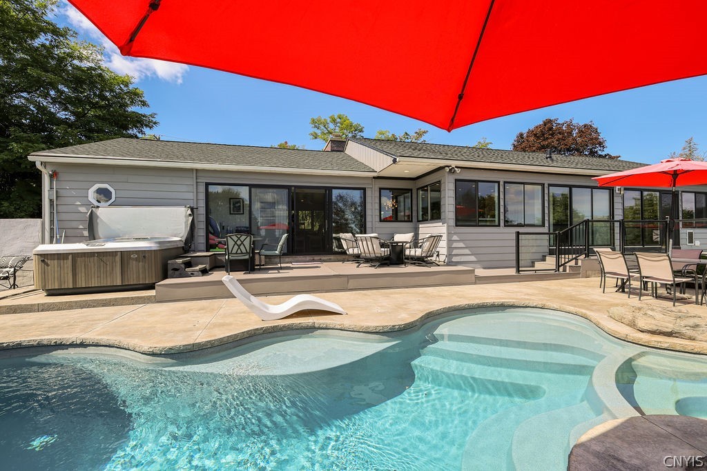 3104 West Lake Road