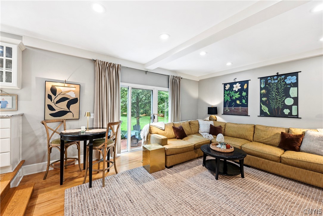 6 Teasel Lane
