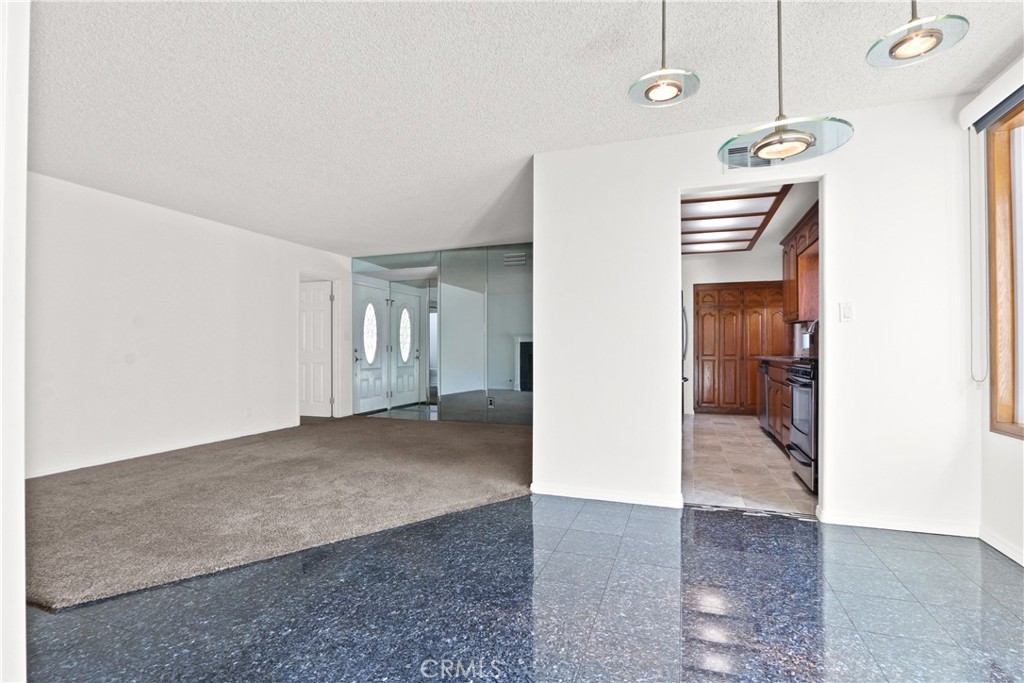 8142 San Mateo Circle