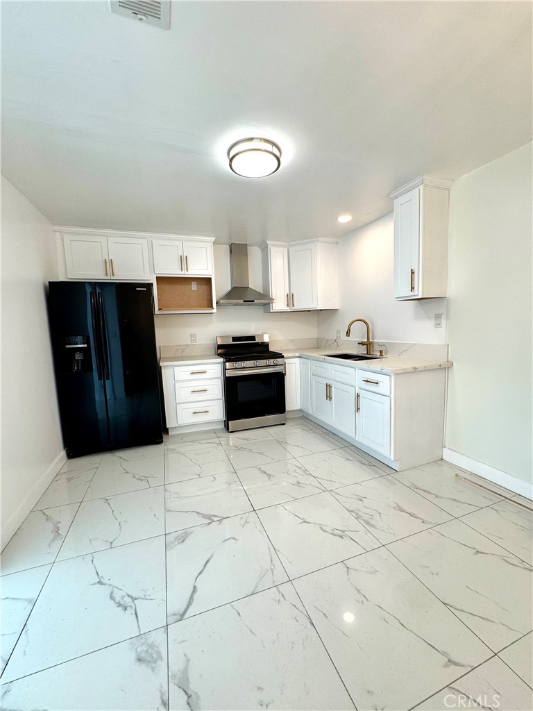 14712 Newland