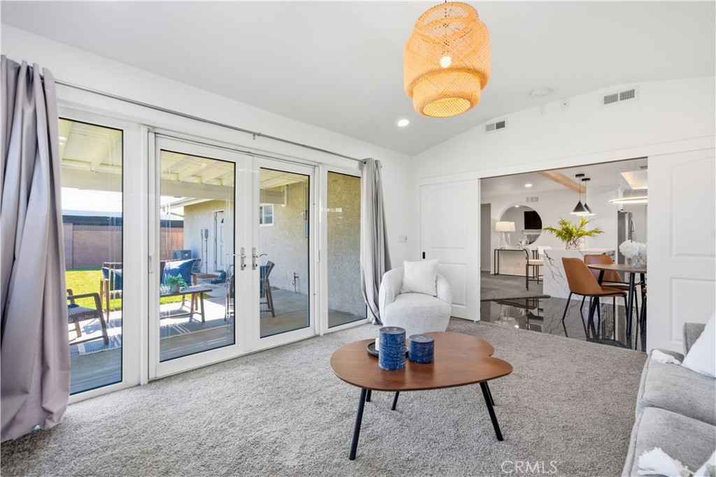 8142 San Mateo