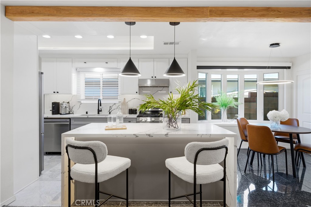 8142 San Mateo
