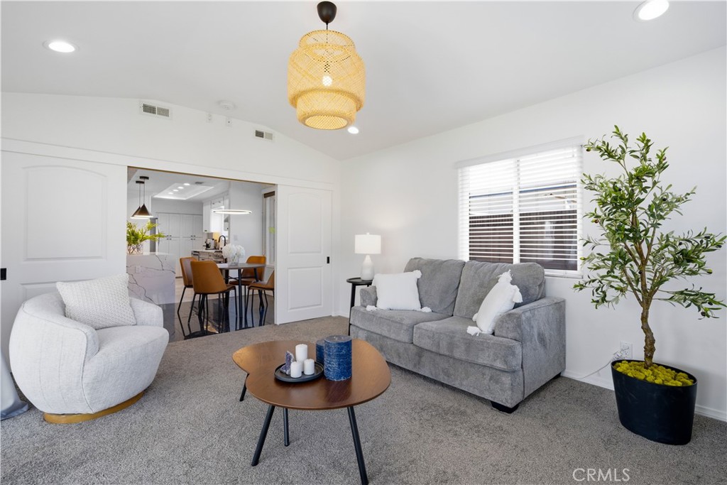 8142 San Mateo