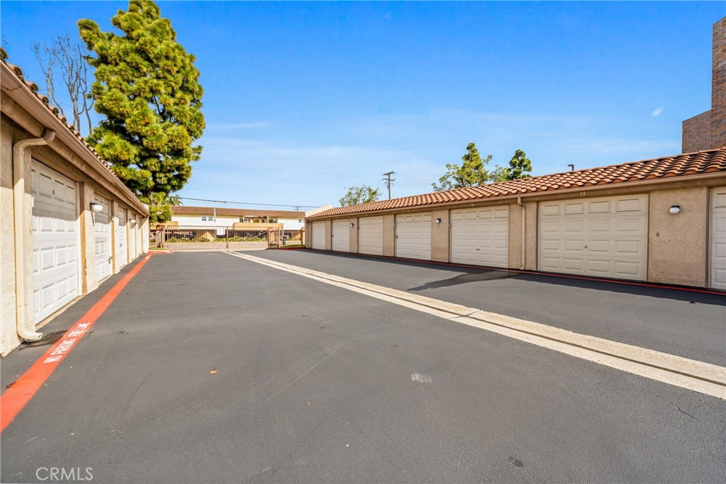 16521 Grunion Lane 303