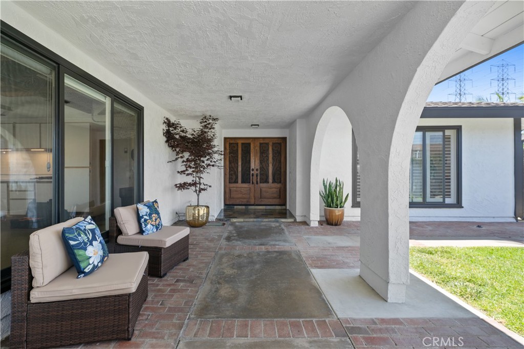 21212 Binghampton Circle