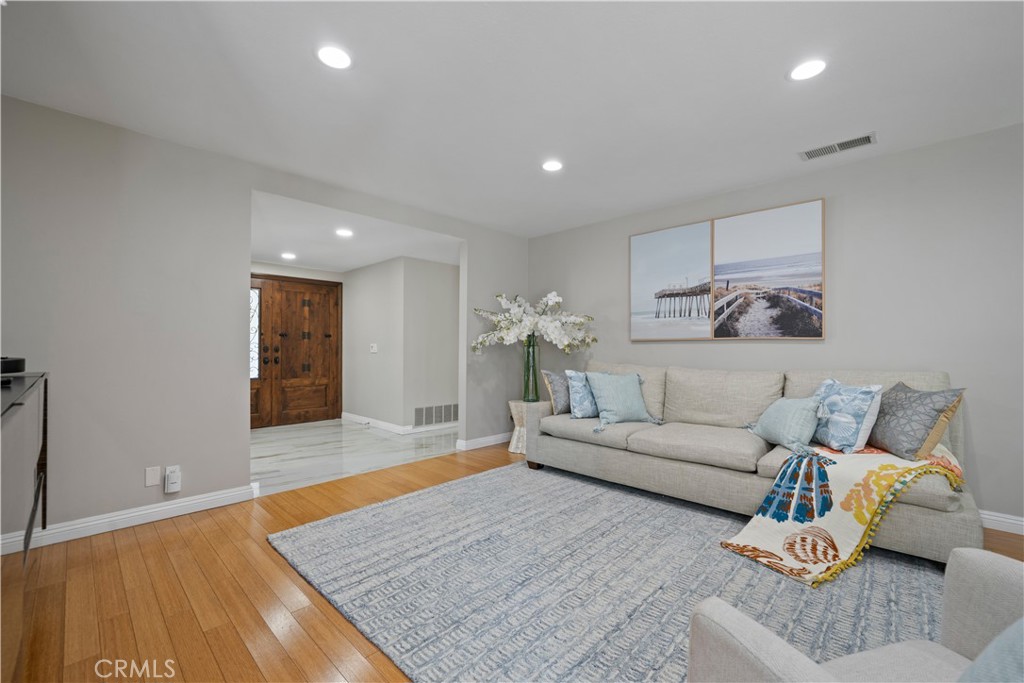 21212 Binghampton Circle