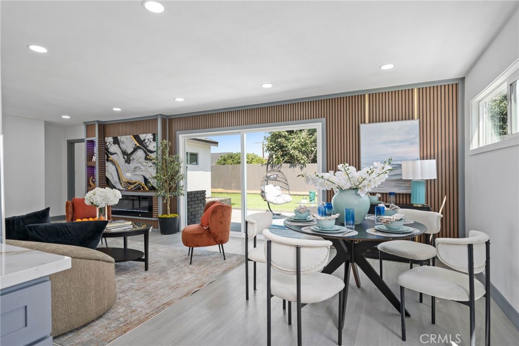 2945 W Bridgeport Avenue