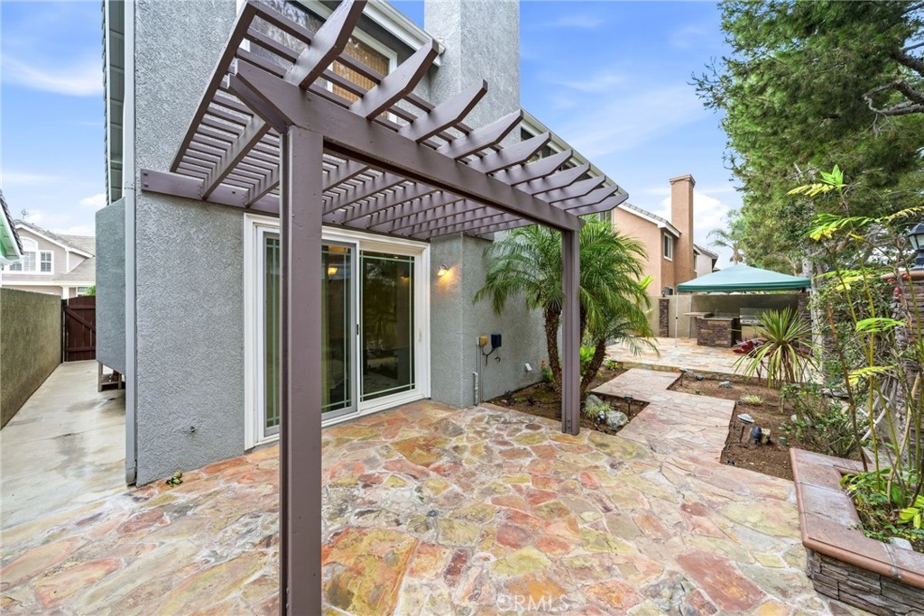 8082 Centerstone
