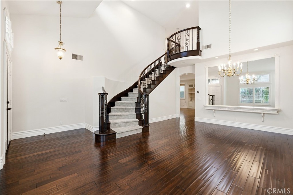 8082 Centerstone