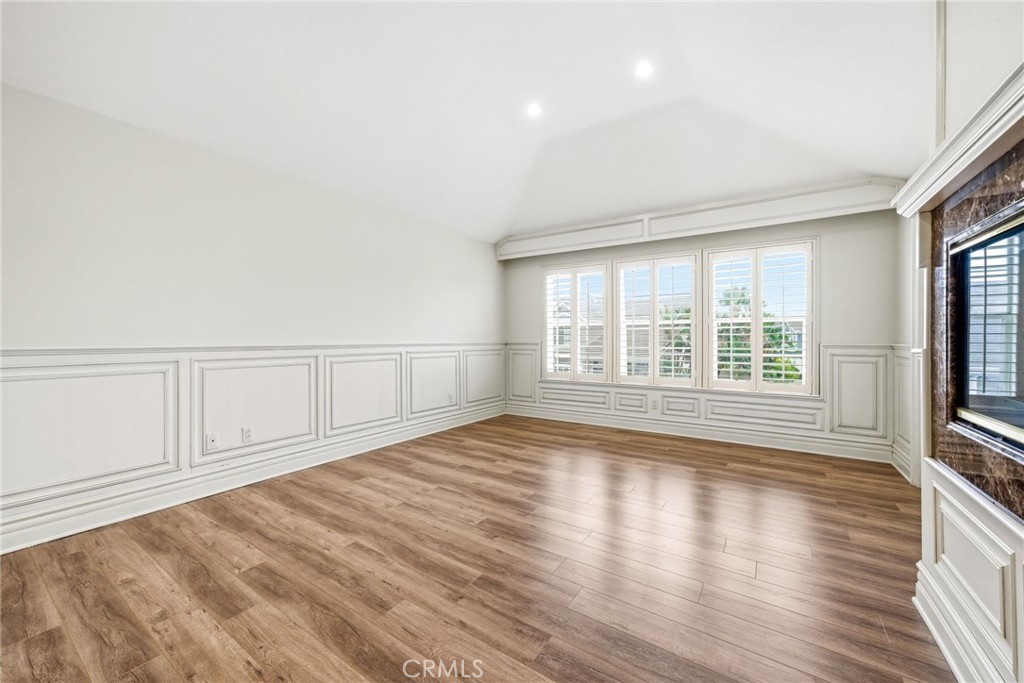 8082 Centerstone