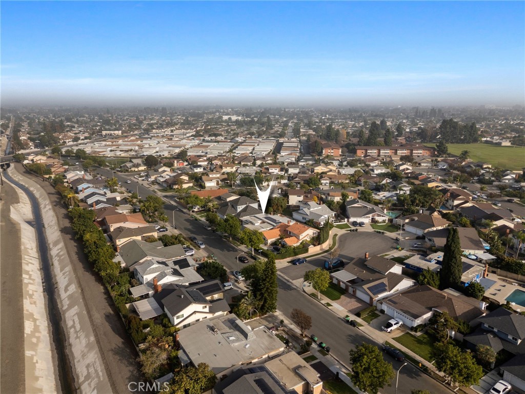 8220 Briarwood