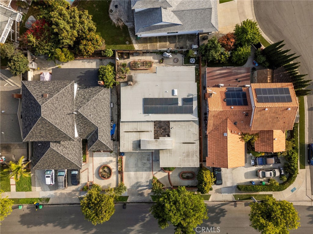 8220 Briarwood