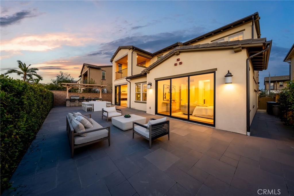 5201 Goldenrod Cir