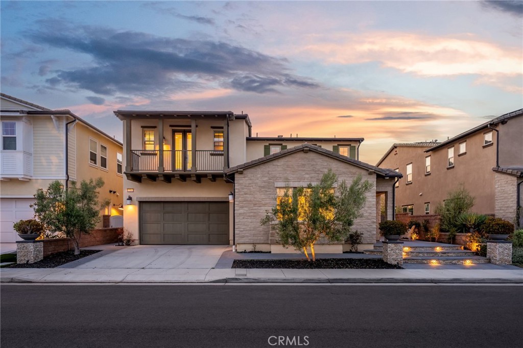5201 Goldenrod Cir