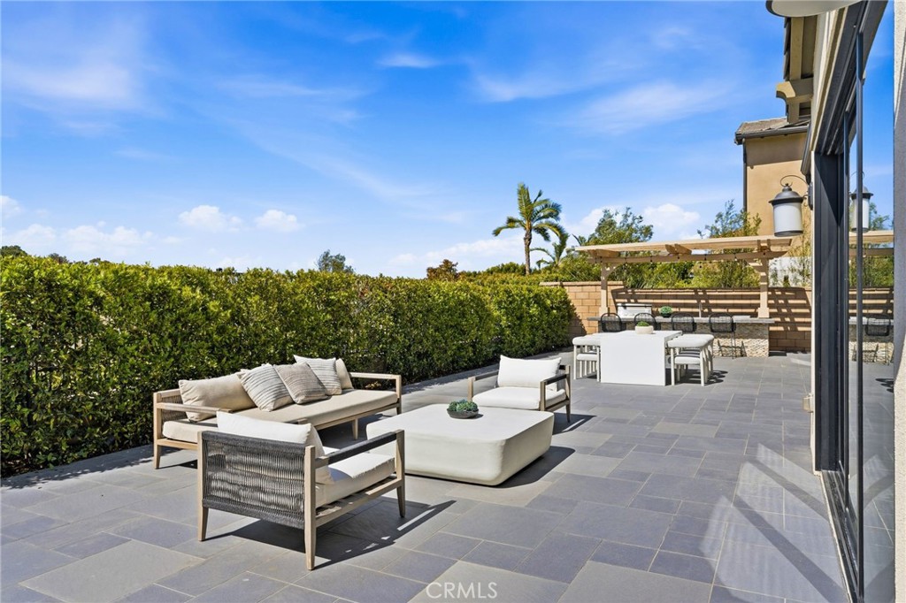 5201 Goldenrod Cir