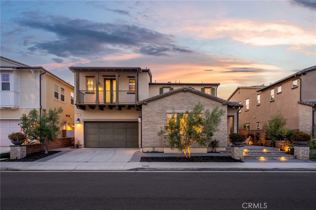 5201 Goldenrod Cir