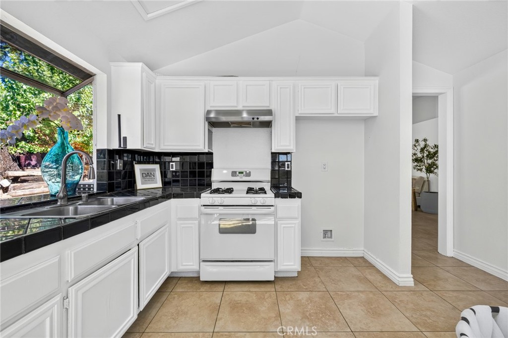 3171 Sturbridge Court