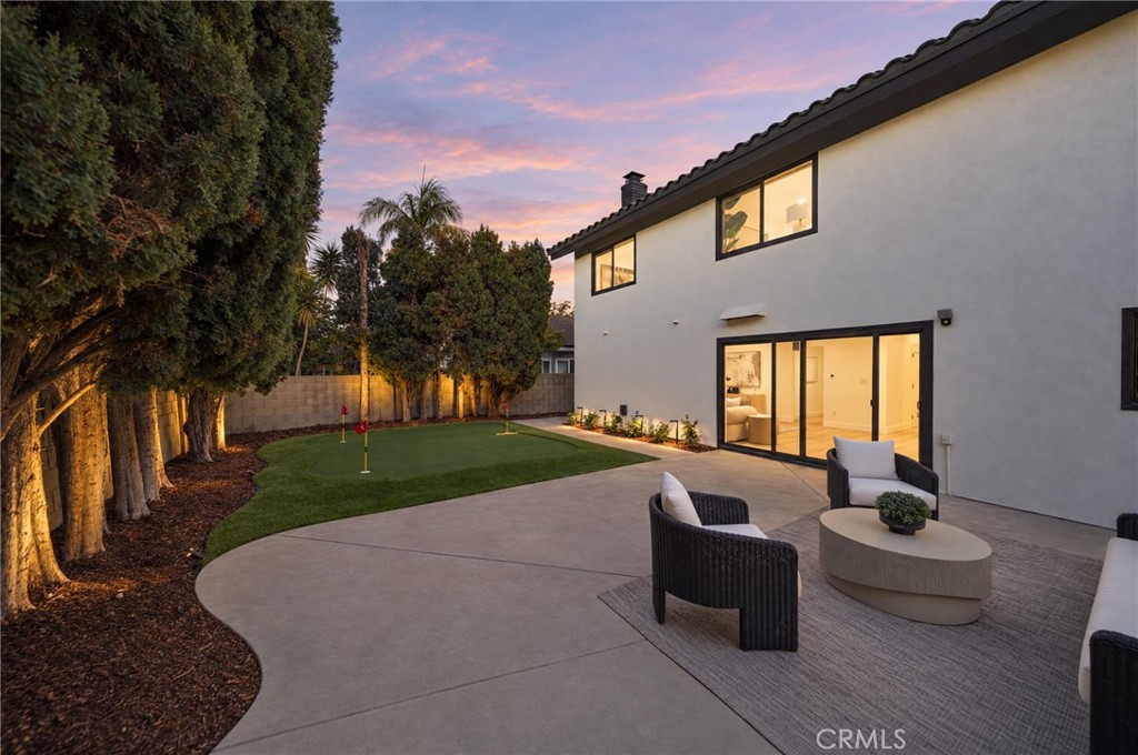 5381 Laverne Circle