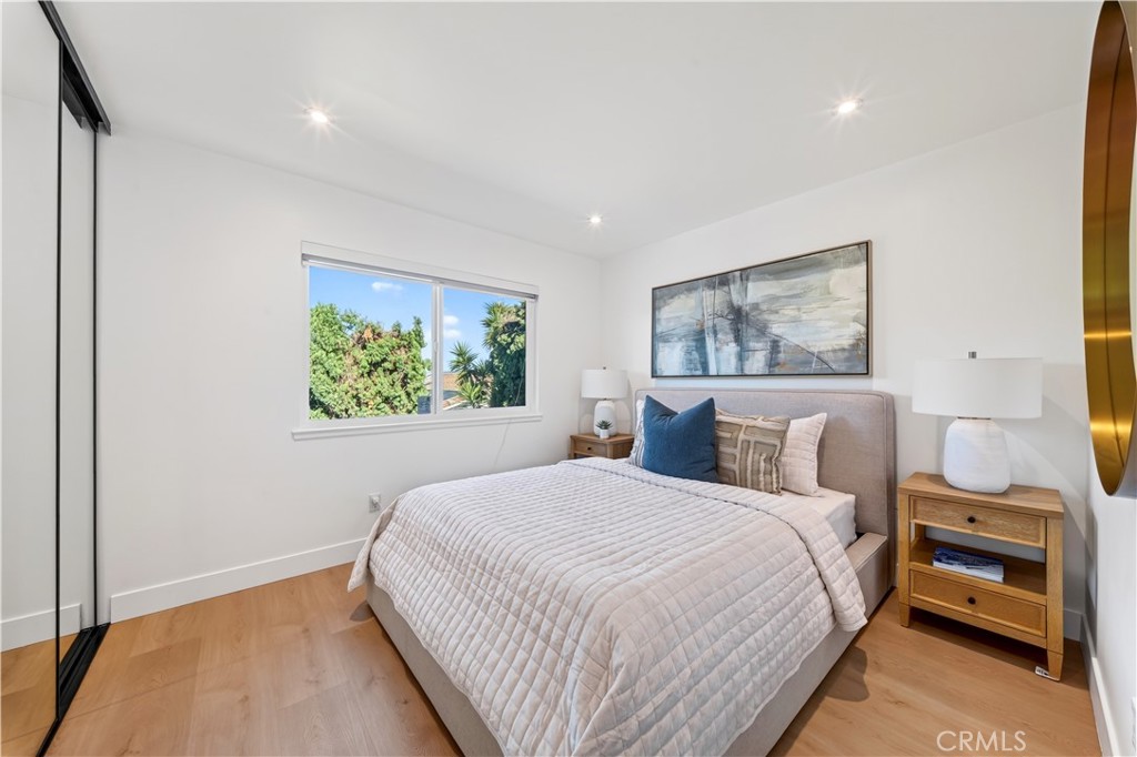 5381 Laverne Circle
