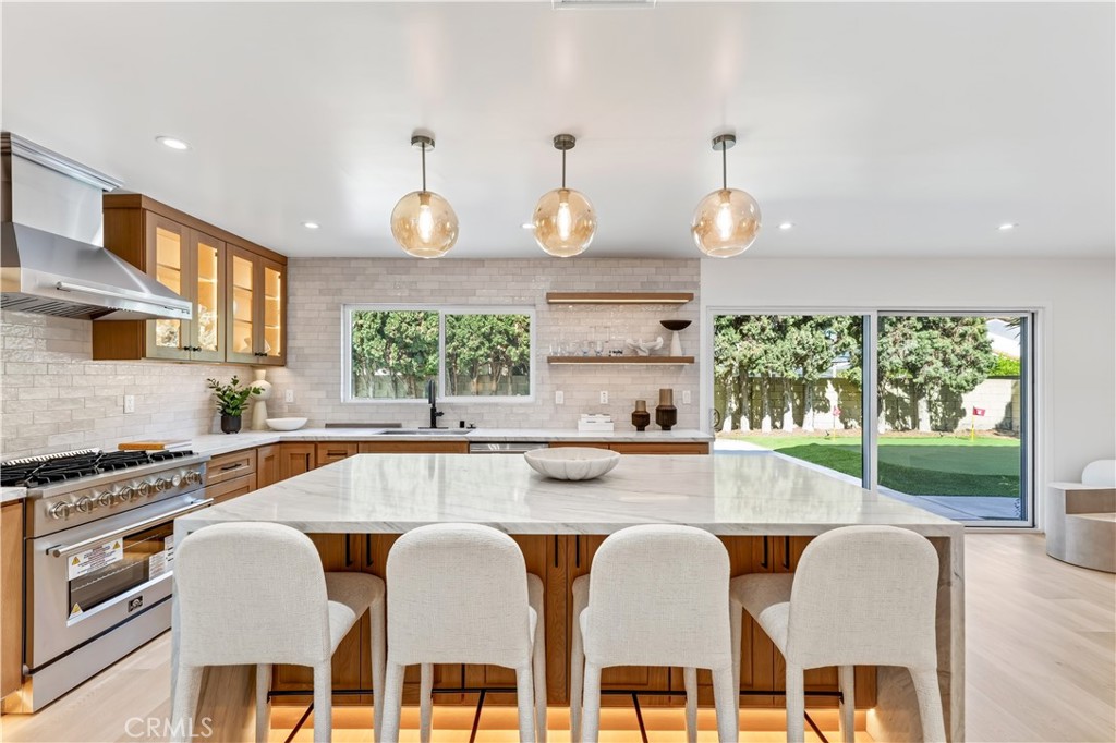5381 Laverne Circle