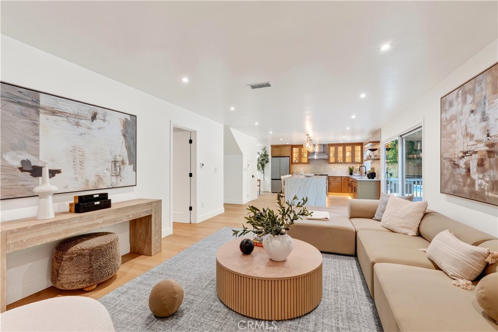 5381 Laverne Circle