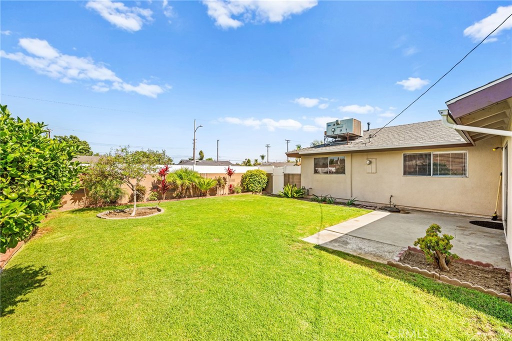 6051 Santa Barbara Avenue