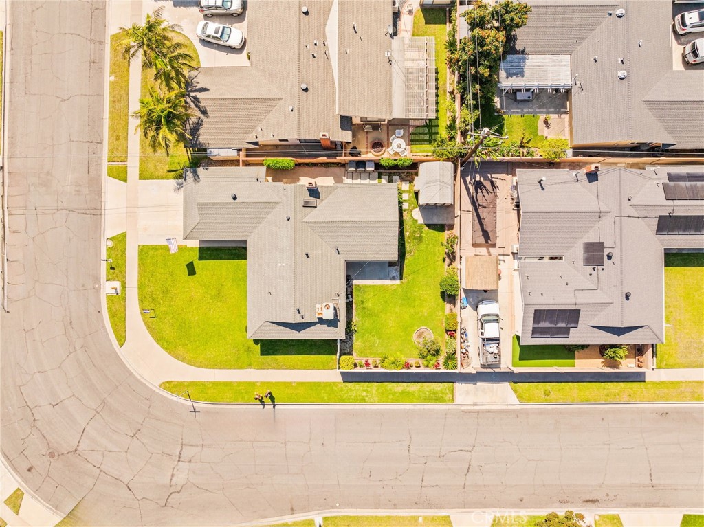 6051 Santa Barbara Avenue