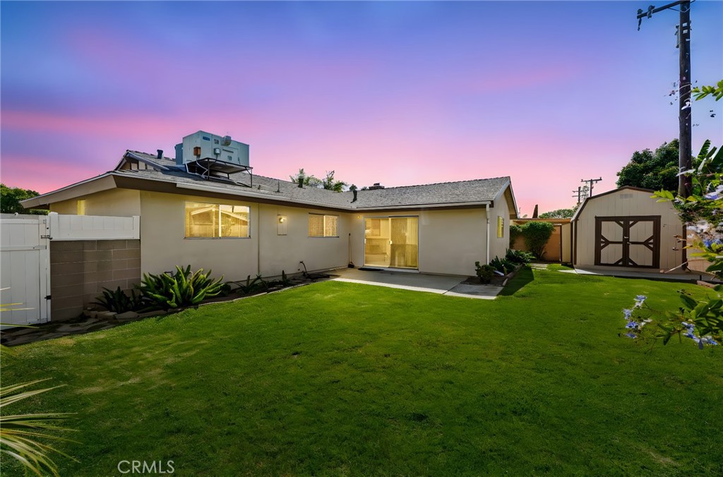 6051 Santa Barbara Avenue