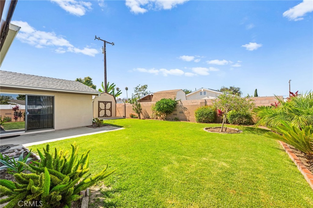 6051 Santa Barbara Avenue