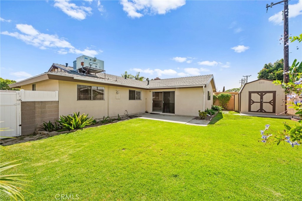 6051 Santa Barbara Avenue