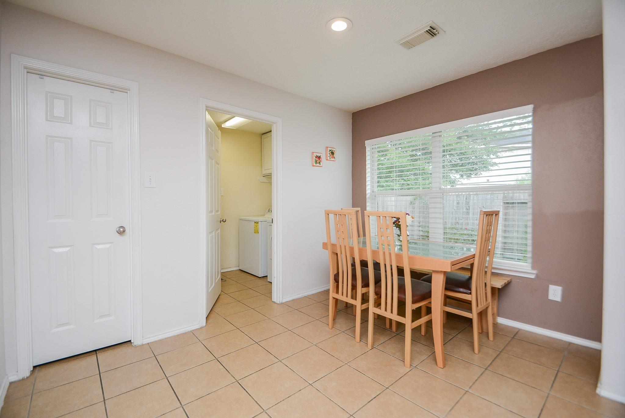 1907 Coverlea Court