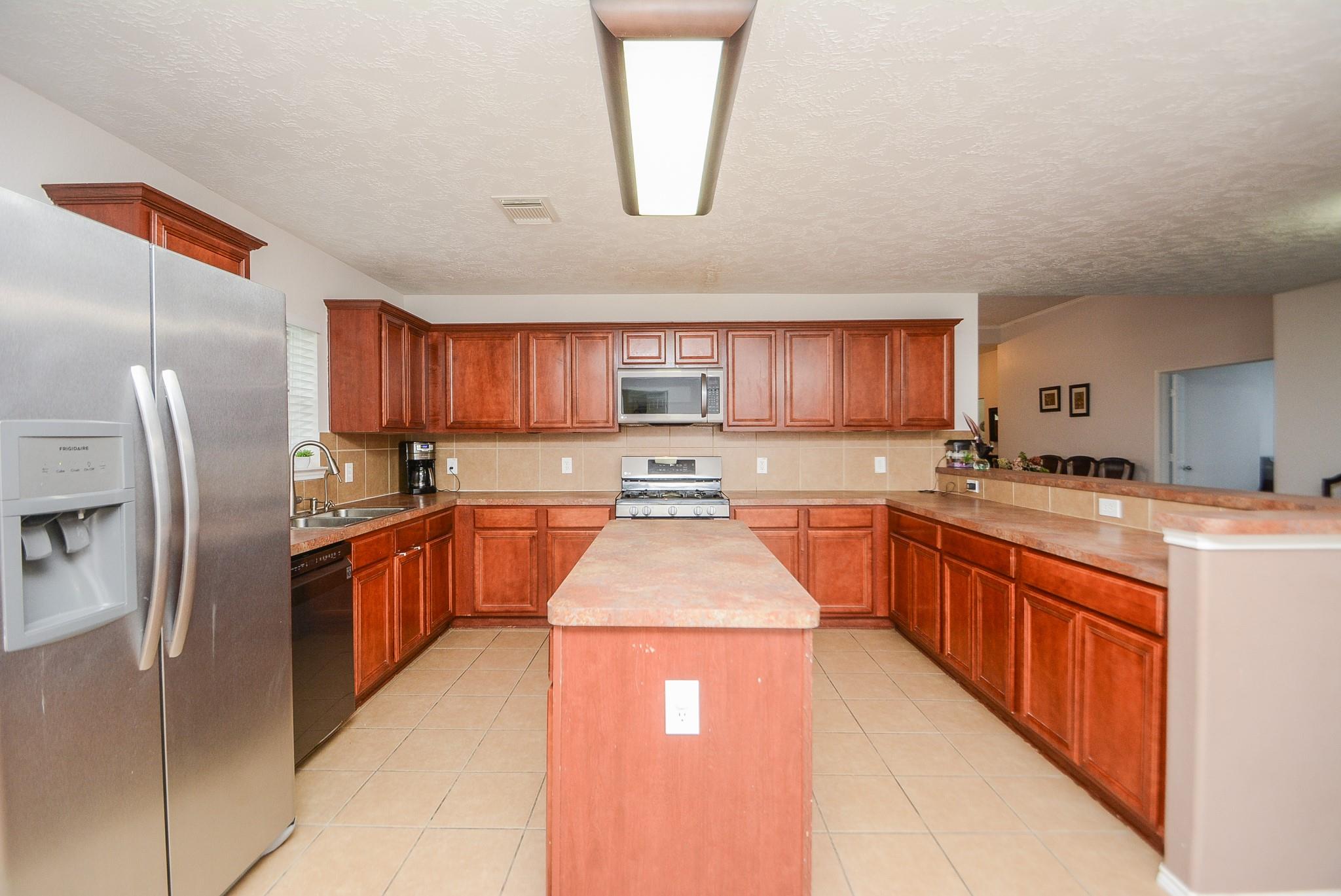 1907 Coverlea Court