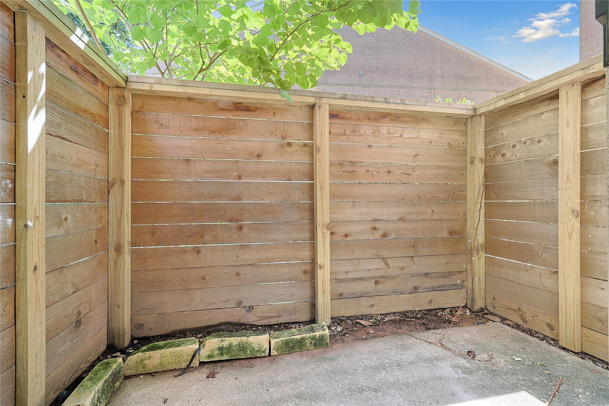 12955 Woodforest Boulevard # 19