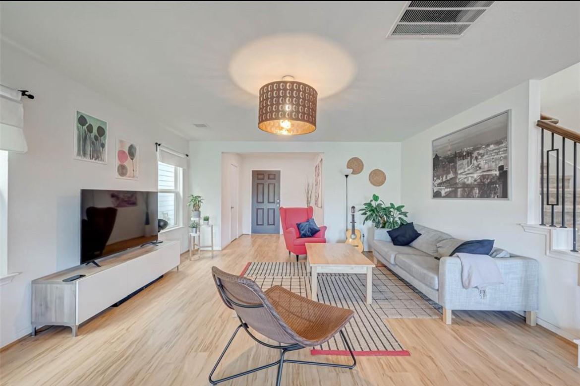 16330 Oakside Hollow Lane