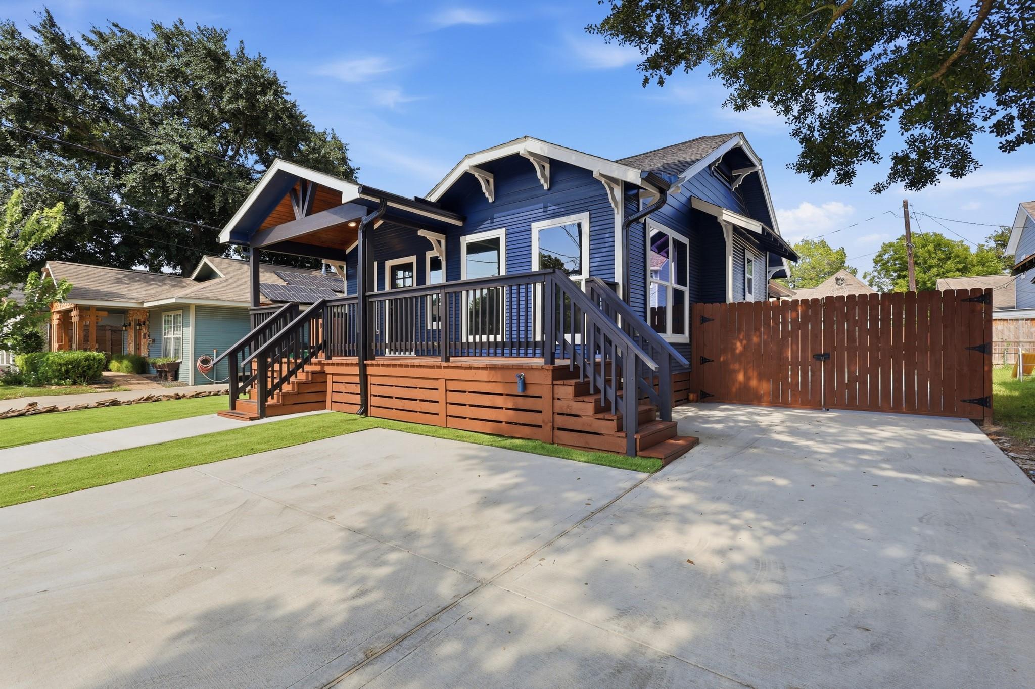 105 Opal Court