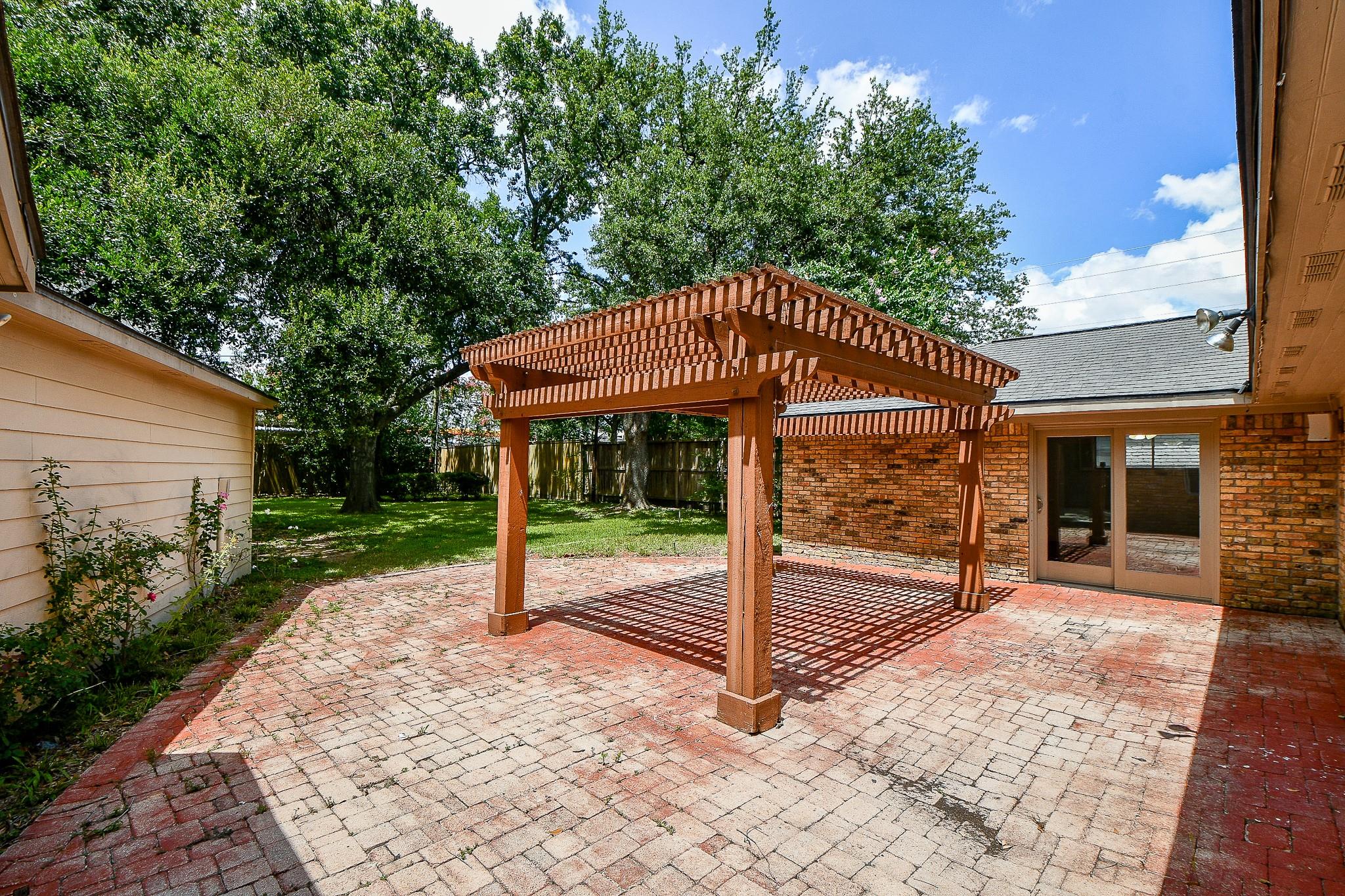7506 Creekwood Drive