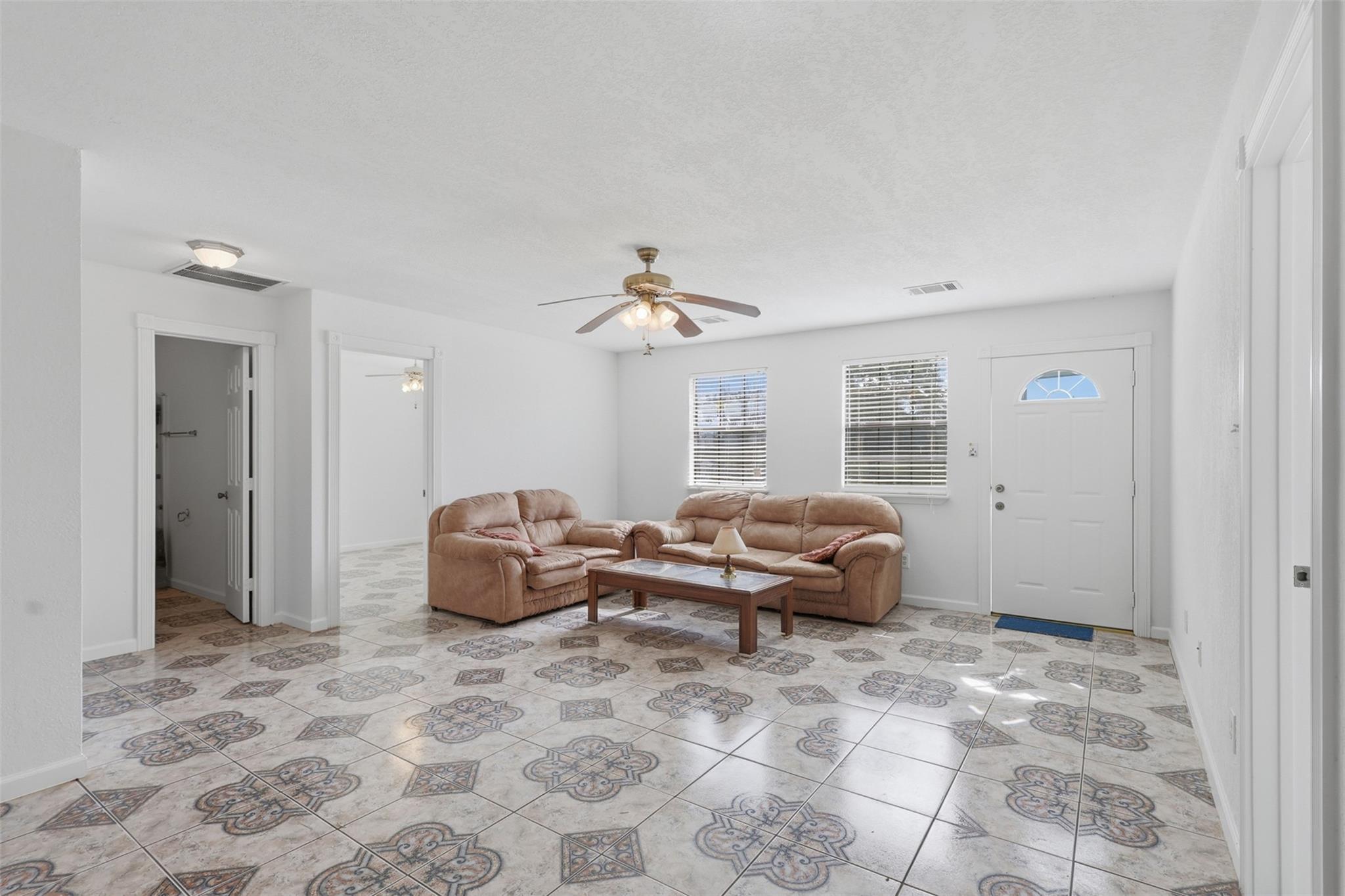 3834 Quail Hollow Drive