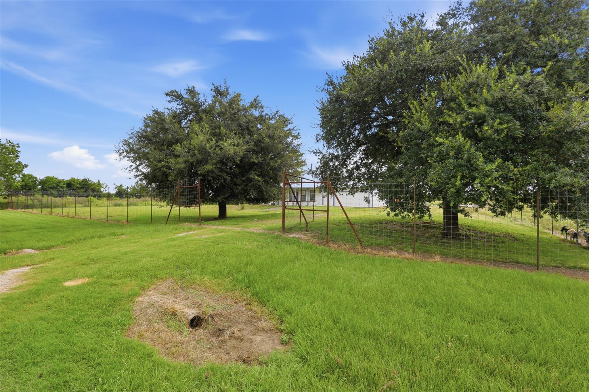 3834 Quail Hollow Drive